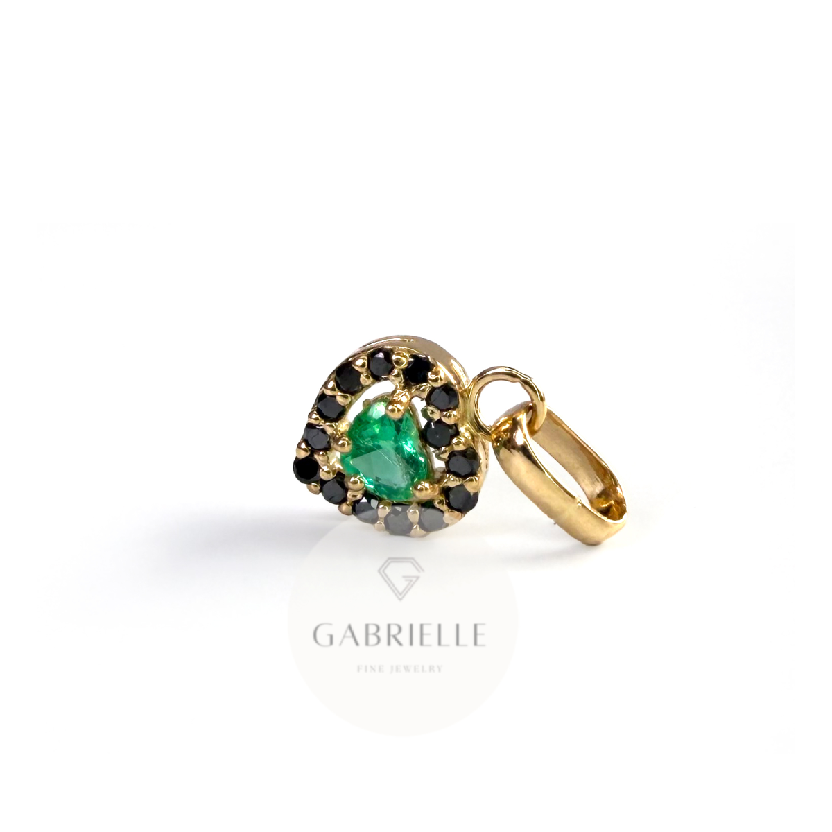 Dije-Colgante-Corazon-Esmwralda-Natural-Con-Diamantes-Negros-Oro-18K-2